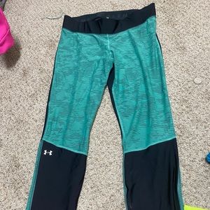 Under Armour XL running capris